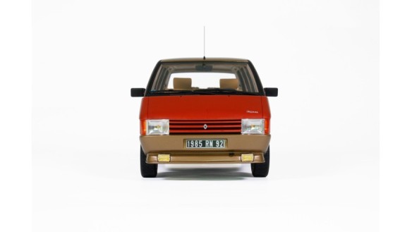 Renault Espace 2000 TSE Rouge Cornaline 1984