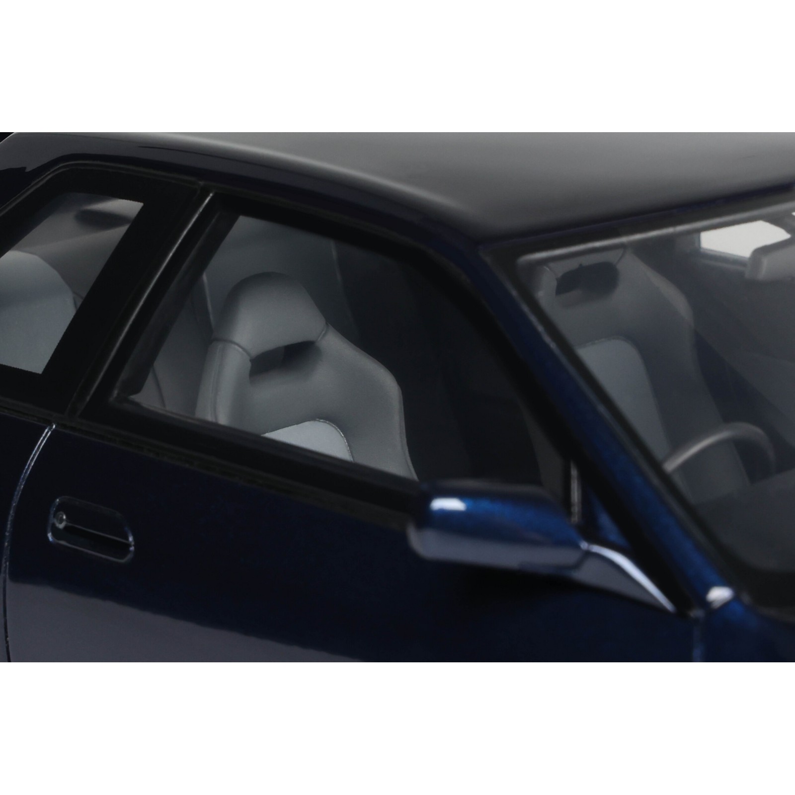 Nissan Skyline GT-R (BNR32) Dark Blue Pearl TH1 1993