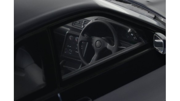 Nissan Skyline GT-R (BNR32) Dark Blue Pearl TH1 1993