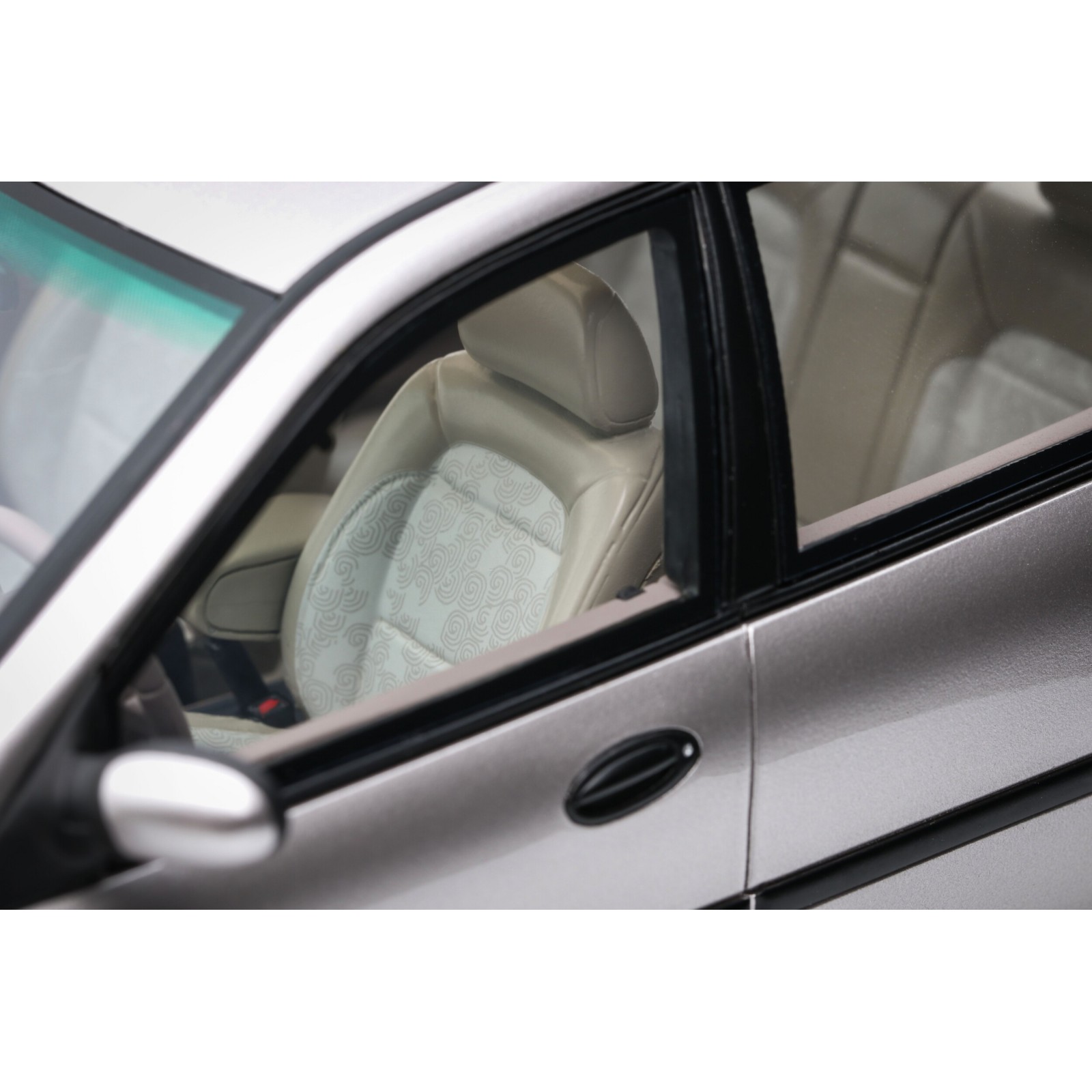 Renault Laguna V6 3.0 Baccara Gris Opale 1996