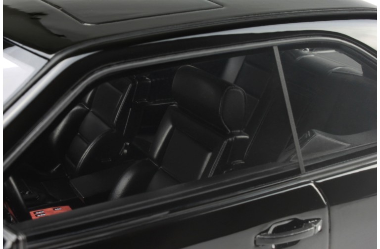 Mercedes-Benz C124 6.0L The Hammer Black 040 1986