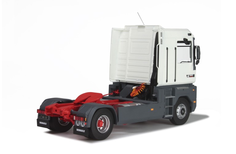 Renault AE 500 Magnum Blanc Glacier 1990