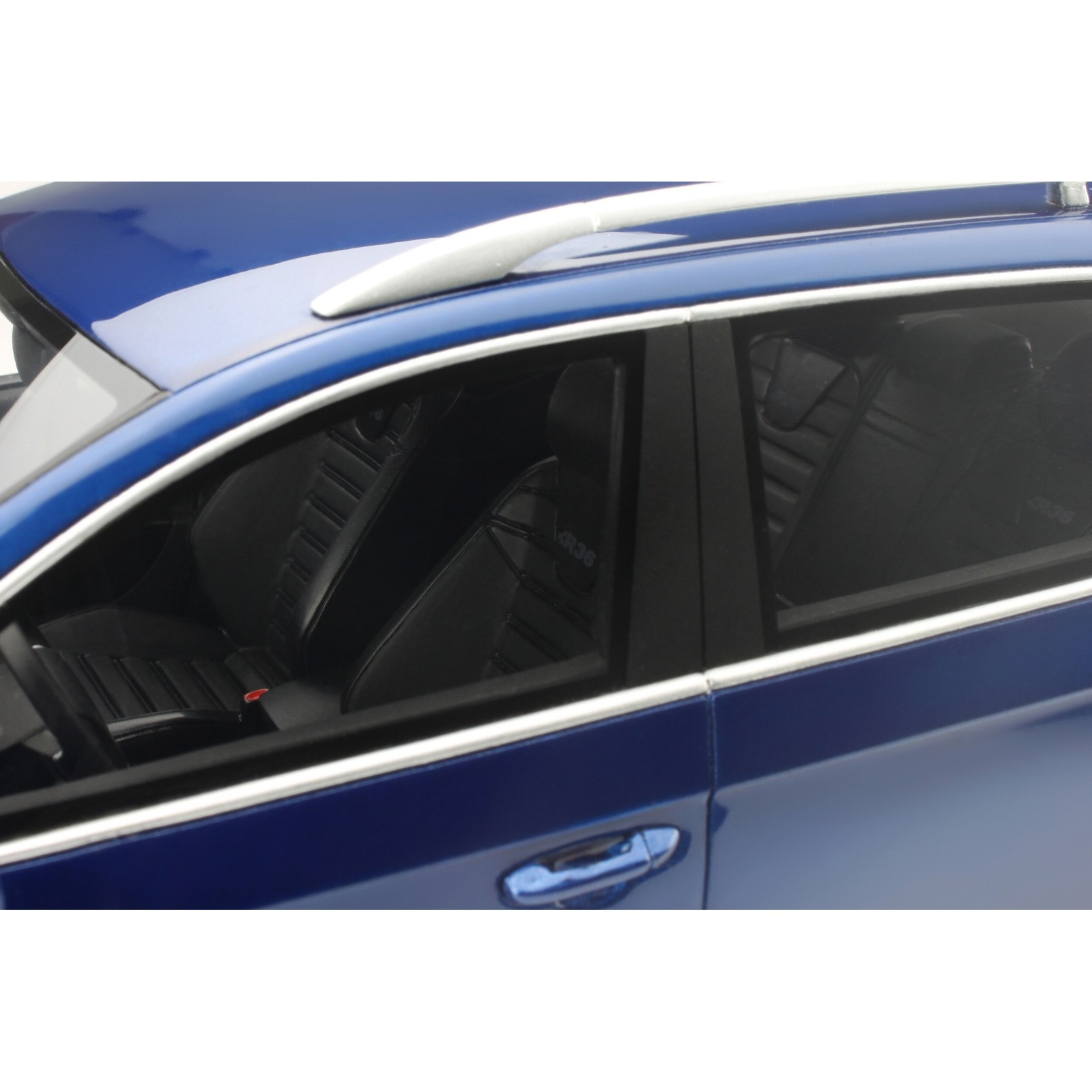 Volkswagen Passat (B6) R36 Variant Biscay Blue 2017