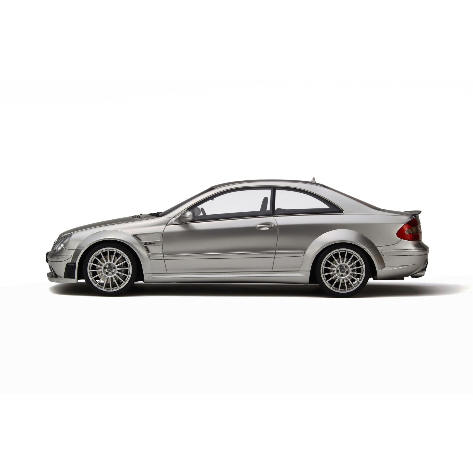 Mercedes-Benz CLK 63 AMG Black Series Irridium Silver 2008