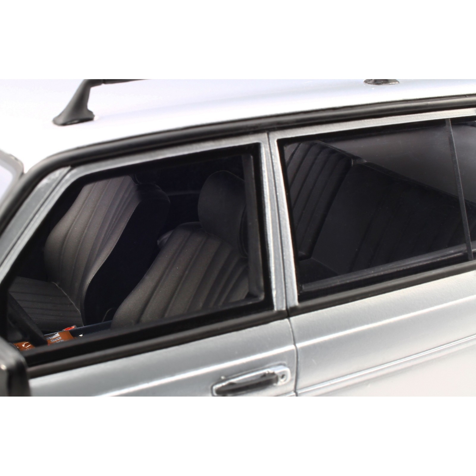 Mercedes-Benz 280 TE (S123) AMG Brilliant Silver 1982