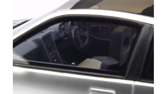 Honda CR-X Mk.2 Blade Silver Metallic 1988