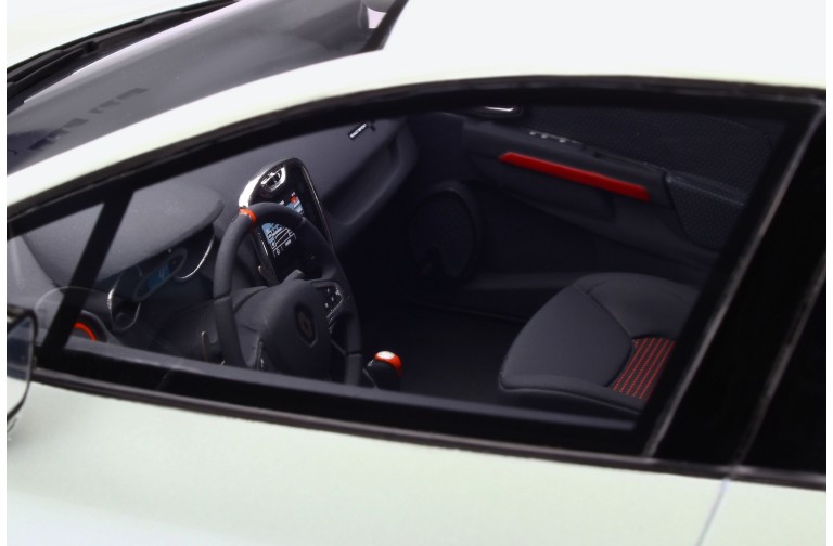 Renault Clio 4 R.S. Blanc Perle Mica 2013