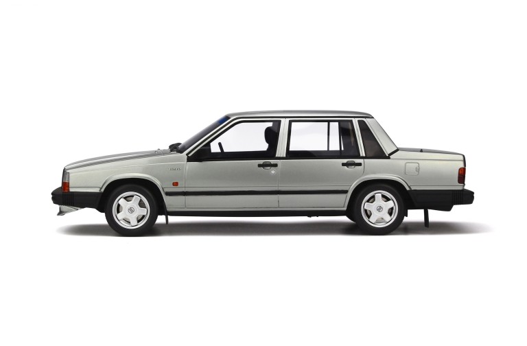 Volvo 740 Turbo Metal Light Silver 1987