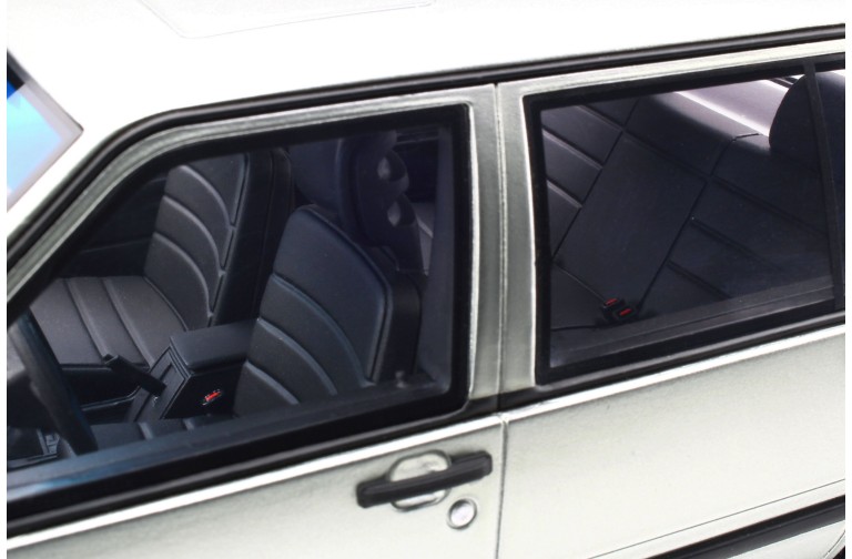 Volvo 740 Turbo Metal Light Silver 1987