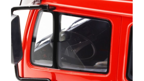 Mercedes-Benz SK 1748 Glutrot 1990