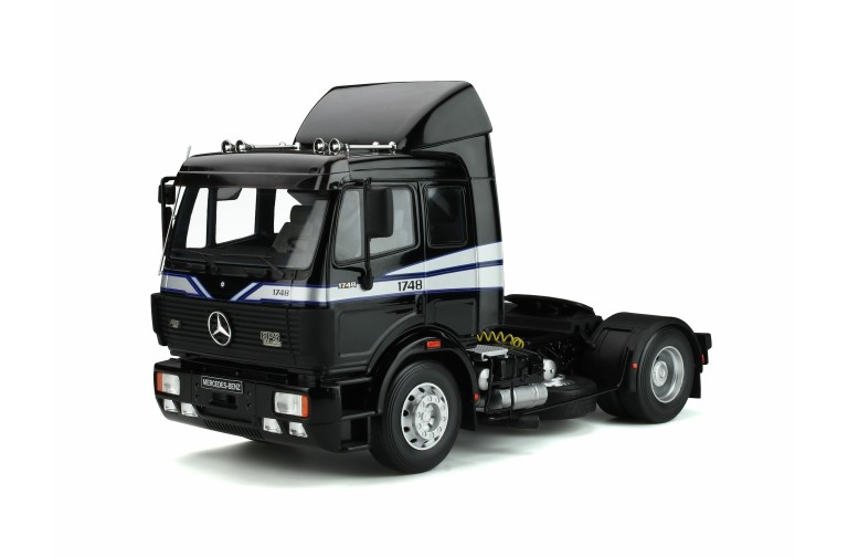 Mercedes-Benz SK 1748 Schwarz Black 1990