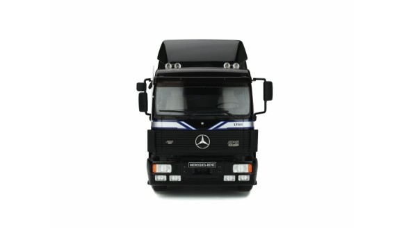 Mercedes-Benz SK 1748 Schwarz Black 1990