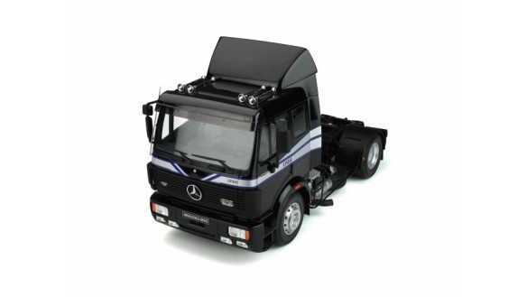 Mercedes-Benz SK 1748 Schwarz Black 1990