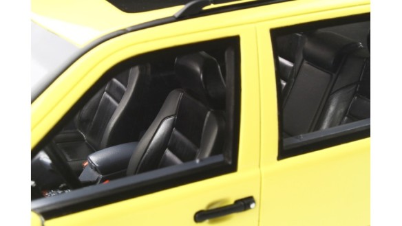 Volvo 850 T5-R Cream Yellow 1995