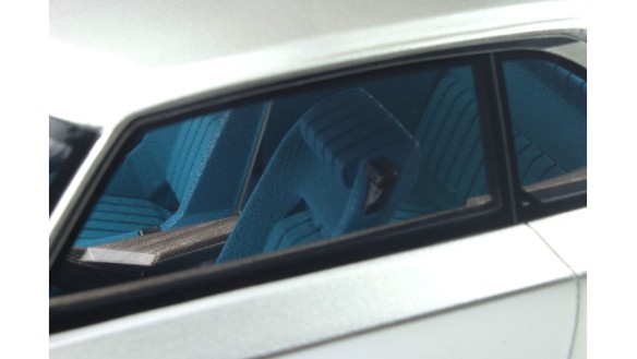 Peugeot E-Legend Concept Superbronze 2018