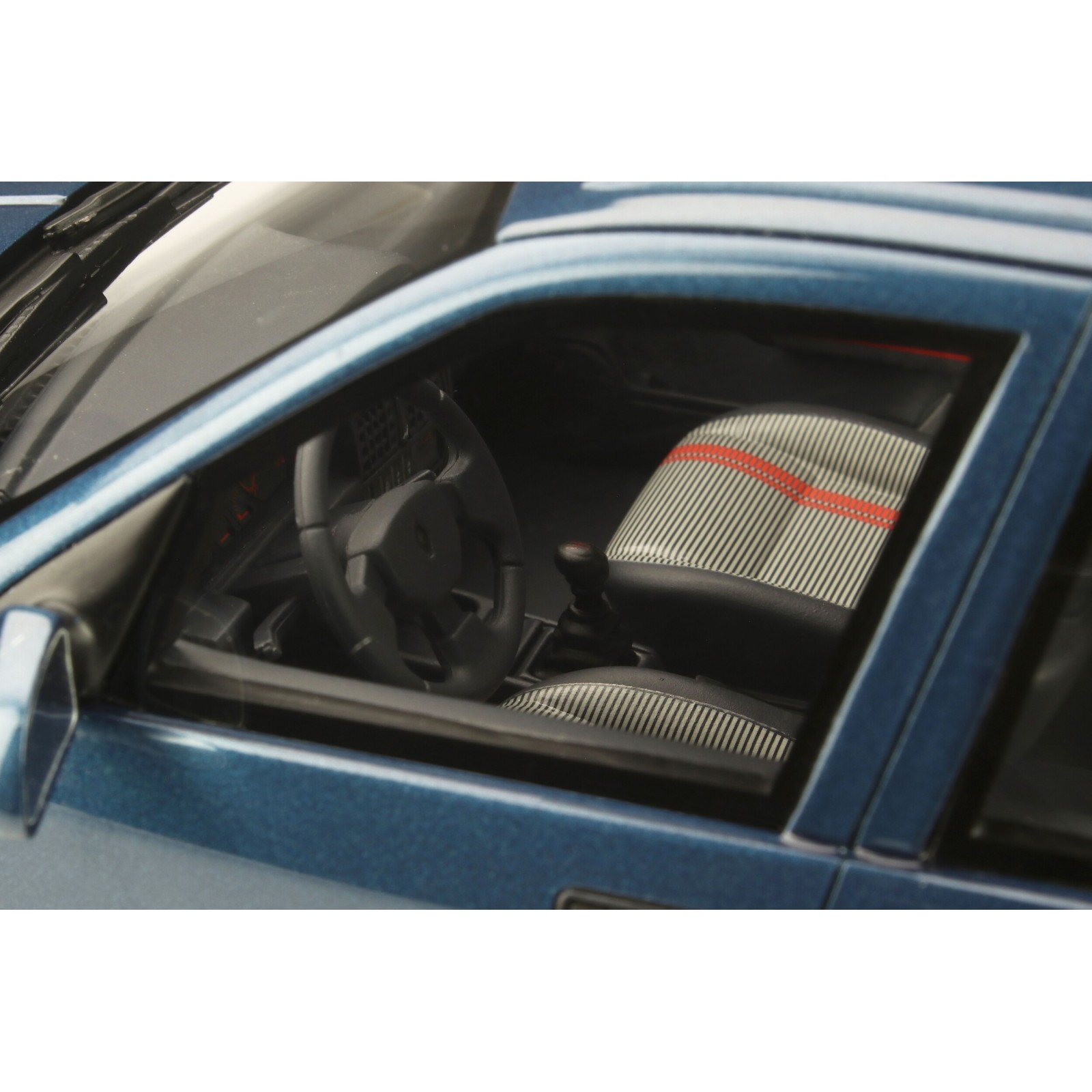 Renault 19 Chamade Ph.1 16S Blue Sport 1989