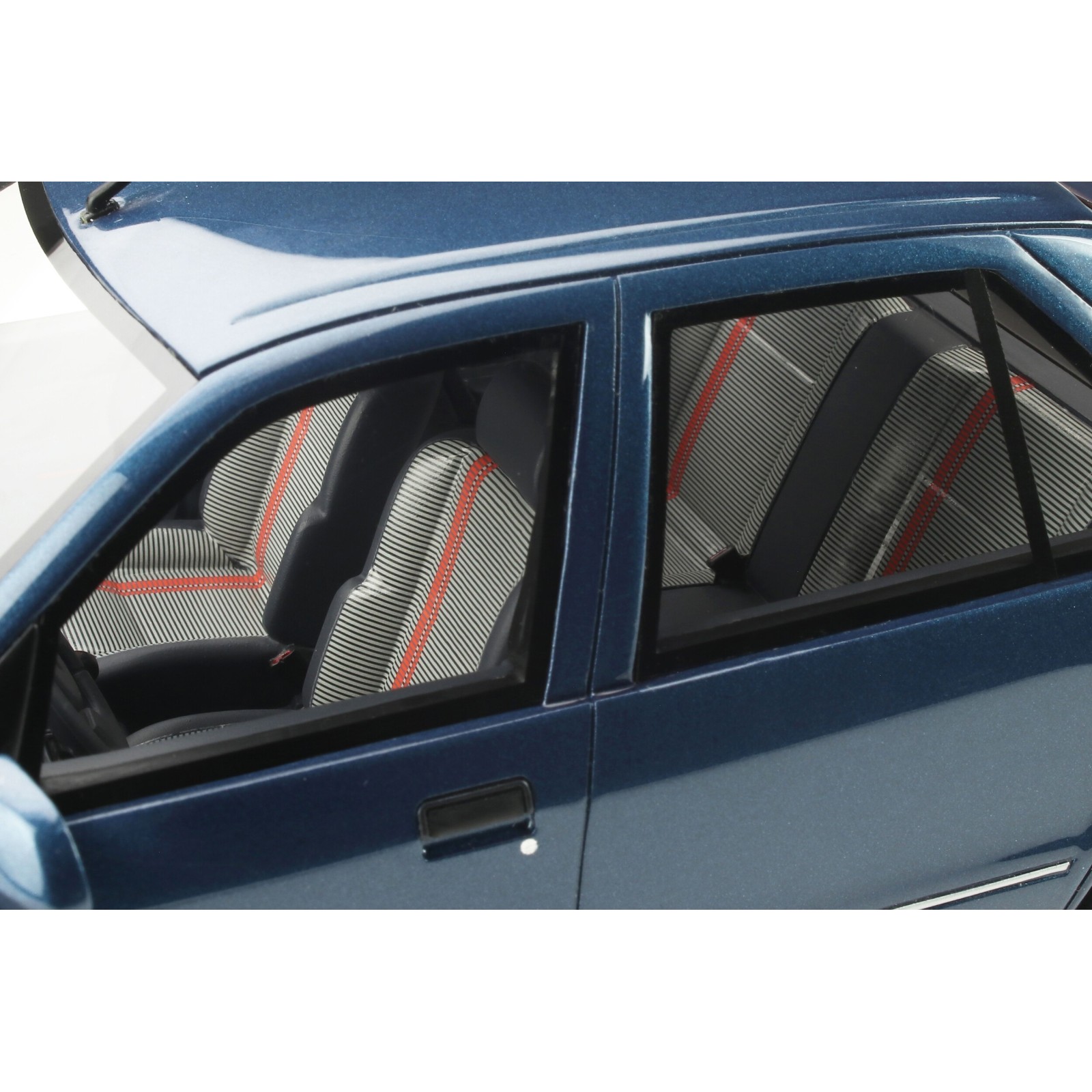 Renault 19 Chamade Ph.1 16S Blue Sport 1989