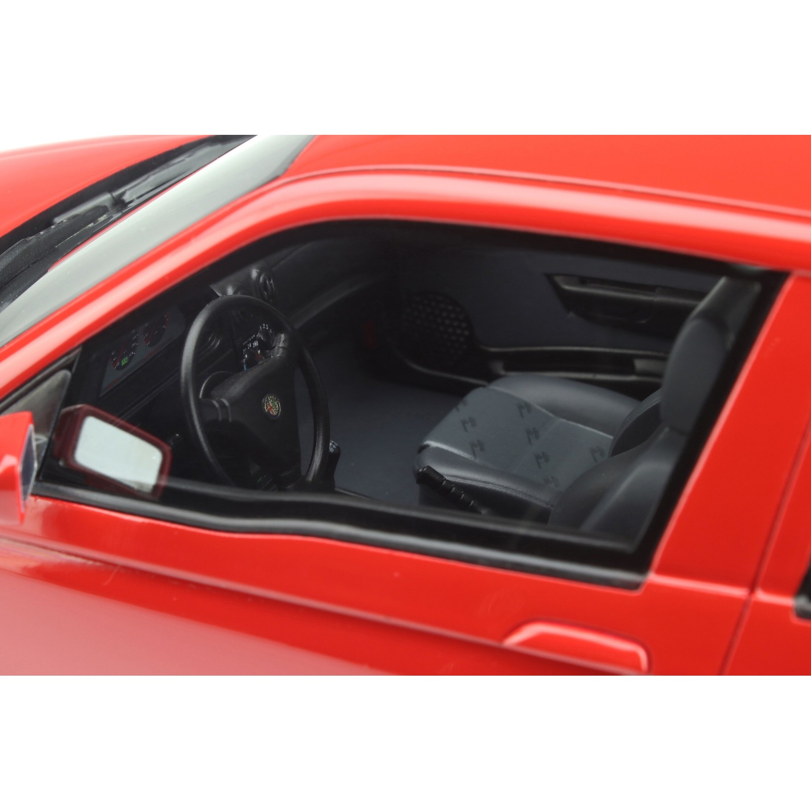 Alfa Romeo 145 Quadrifoglio Rosso Alfa 1998