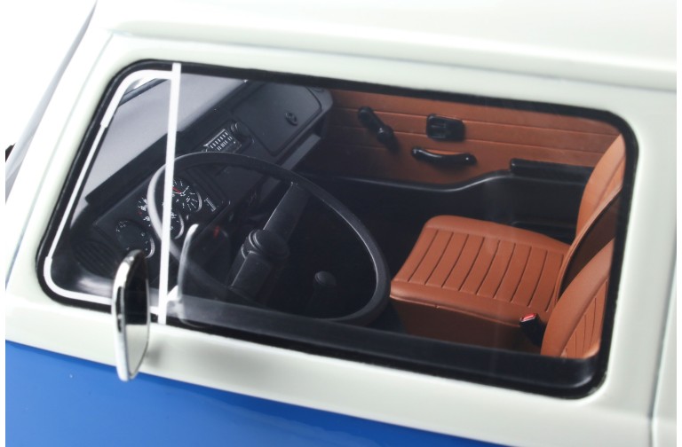 Volkswagen Kombi T2 White-Blue 1978