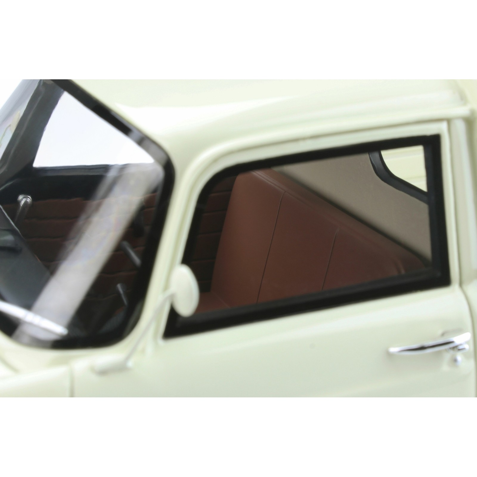 Peugeot 404 Pick Up Beige Ceramique 1967
