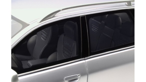 Audi RS 4 (B5) Gris Argent AVUS 2000