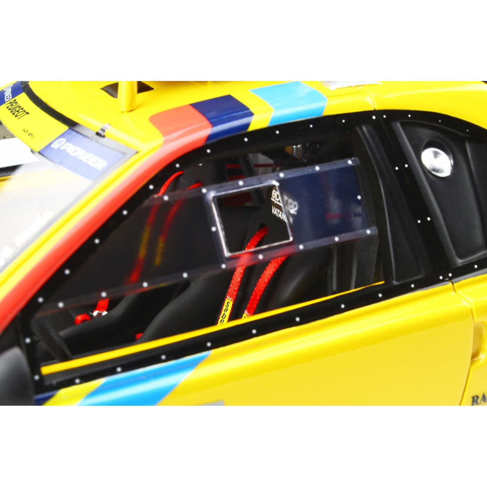 Peugeot 405 T16 Grand Raid Yellow Camel 1990