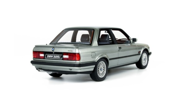 BMW 325i Lachssilber Metallic 1985