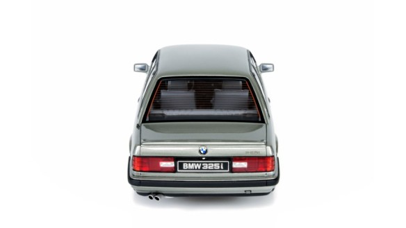BMW 325i Lachssilber Metallic 1985