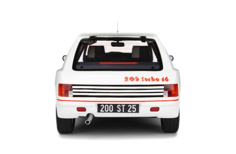 Peugeot 205 T16 (série 200) Blanc Nacré 1984