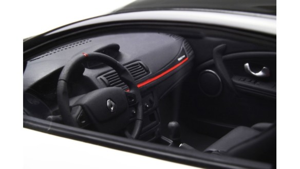 Renault Megane 3 R.S. Trophy R Blanc Nacré/ Noir étoilé 2014