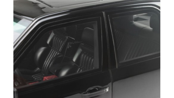 Mercedes-Benz 300 (W124) E 5.6 AMG Black 040 1987