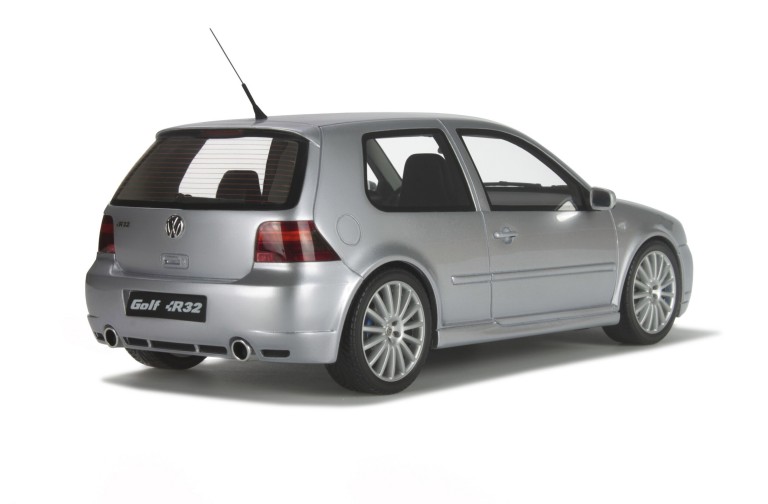 Volkswagen Golf 4 R32 Reflet D'argent Métallisé 2002
