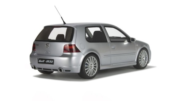 Volkswagen Golf 4 R32 Reflet D'argent Métallisé 2002