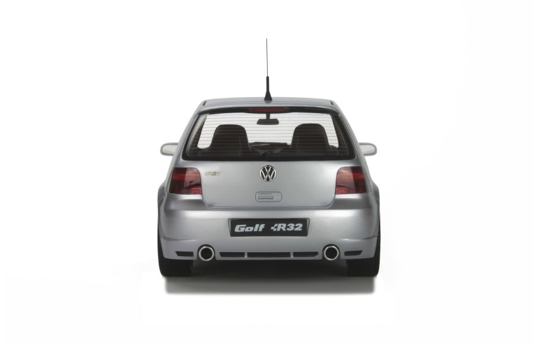 Volkswagen Golf 4 R32 Reflet D'argent Métallisé 2002