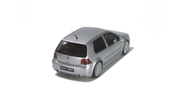Volkswagen Golf 4 R32 Reflet D'argent Métallisé 2002