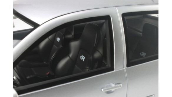 Volkswagen Golf 4 R32 Reflet D'argent Métallisé 2002