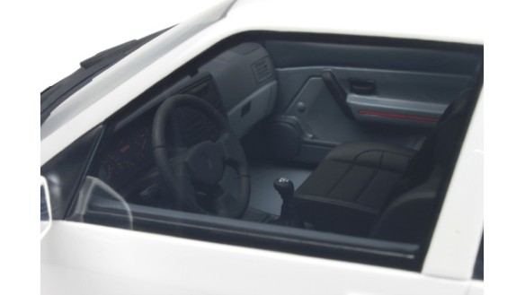 Renault 19 16S Blanc Glacier 1988