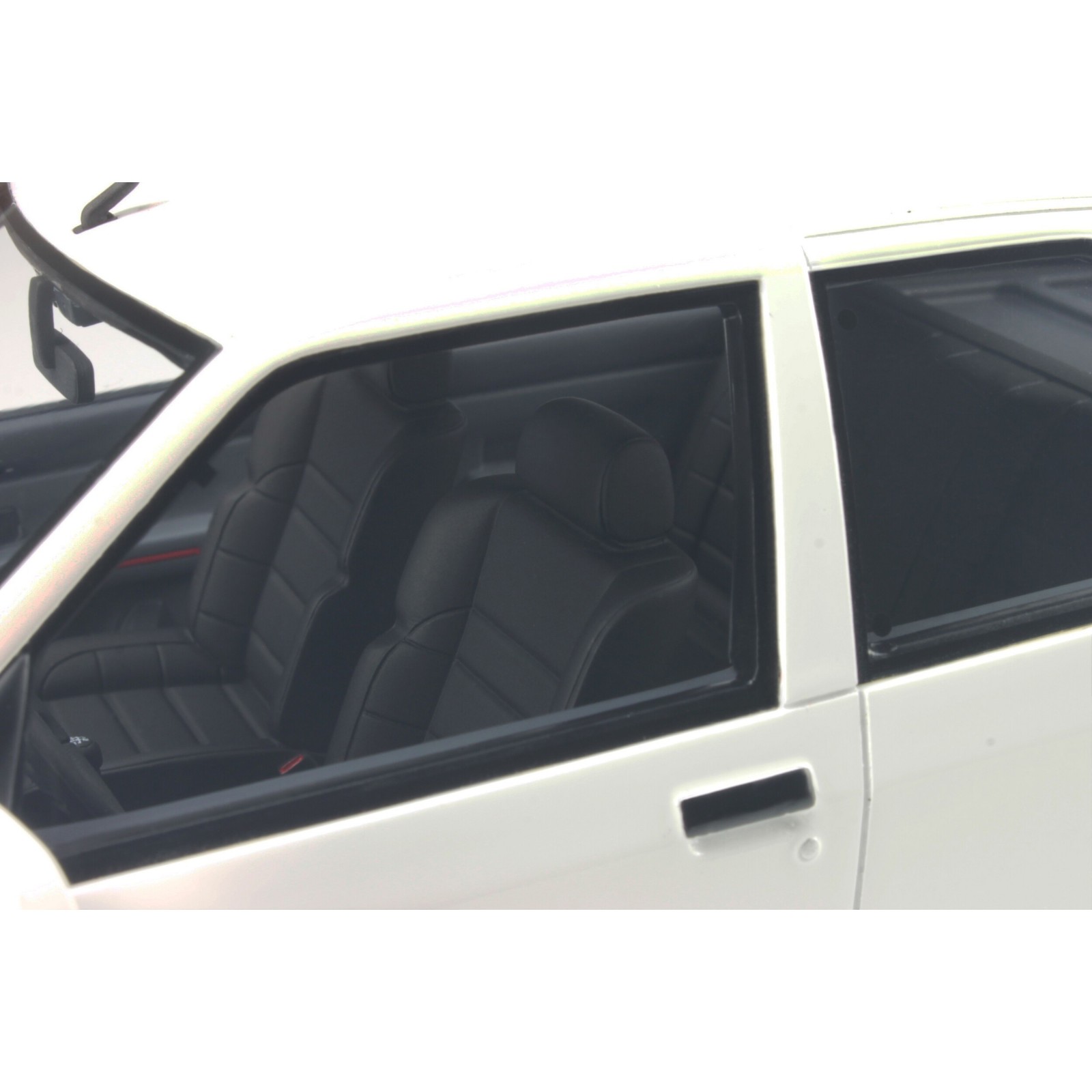 Renault 19 16S Blanc Glacier 1988