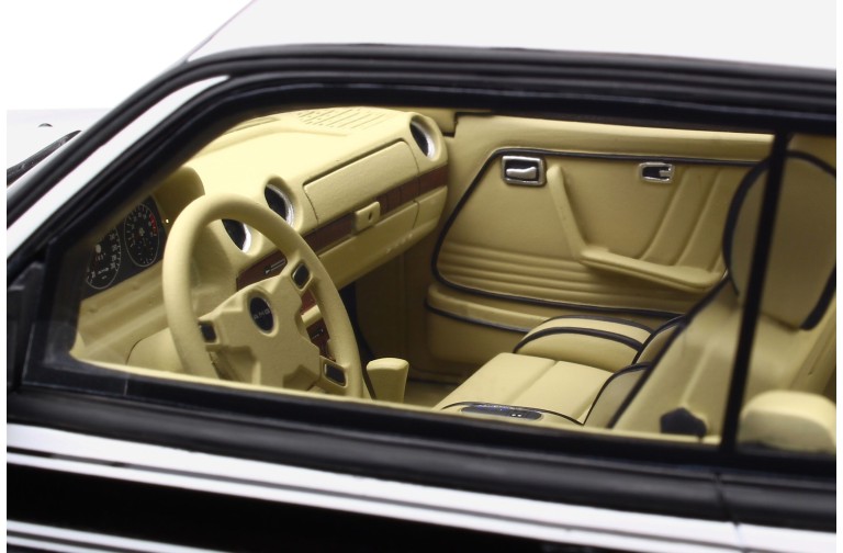 Mercedes-Benz 280 CE AMG Artic White 1983