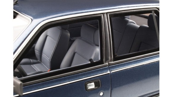 Peugeot 505 V6 Bleu Delft 1987