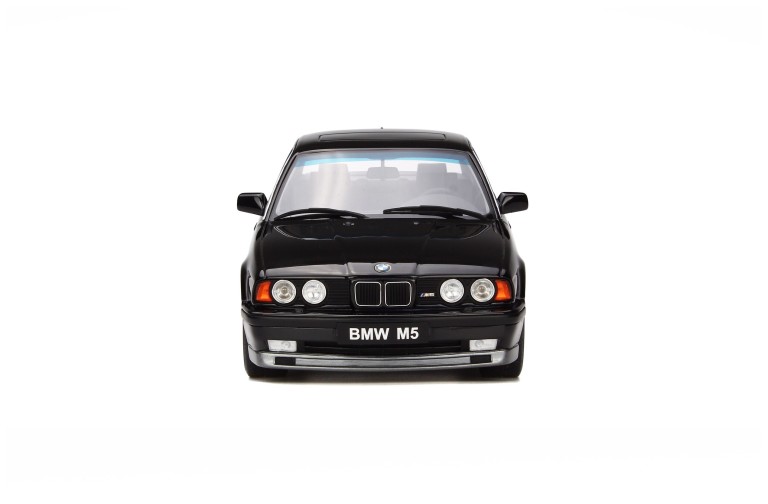 BMW E34 Ph.1 M5 Black 086 1989