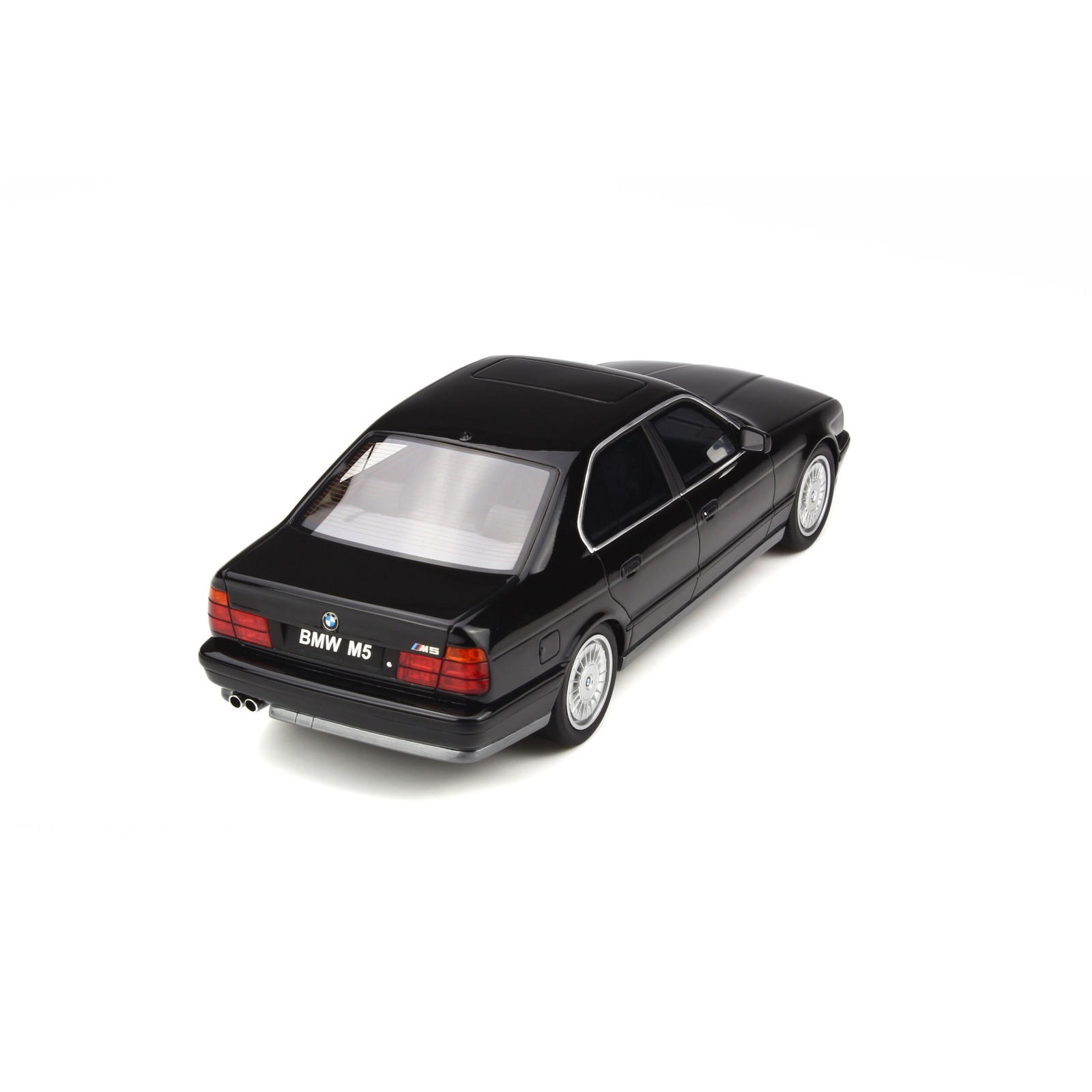 BMW E34 Ph.1 M5 Black 086 1989