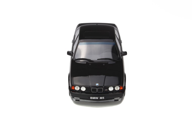 BMW E34 Ph.1 M5 Black 086 1989