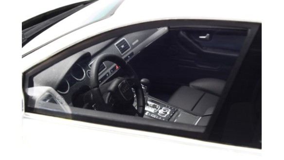 Audi S8 (D3) Ibis White 2008