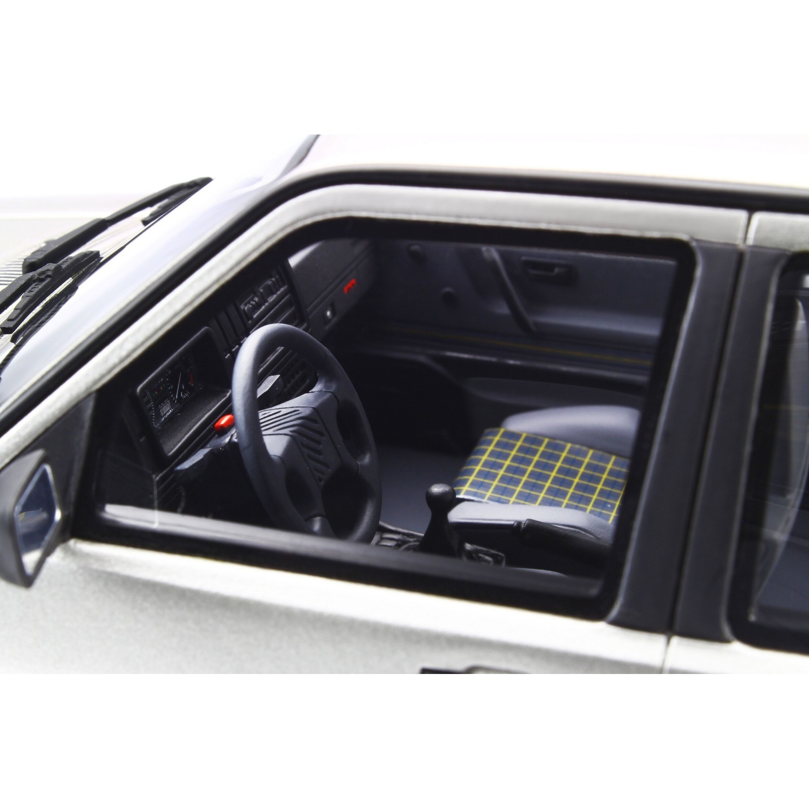 Volkswagen Jetta Mk.2 GTX 16V Diamond Silver 1987