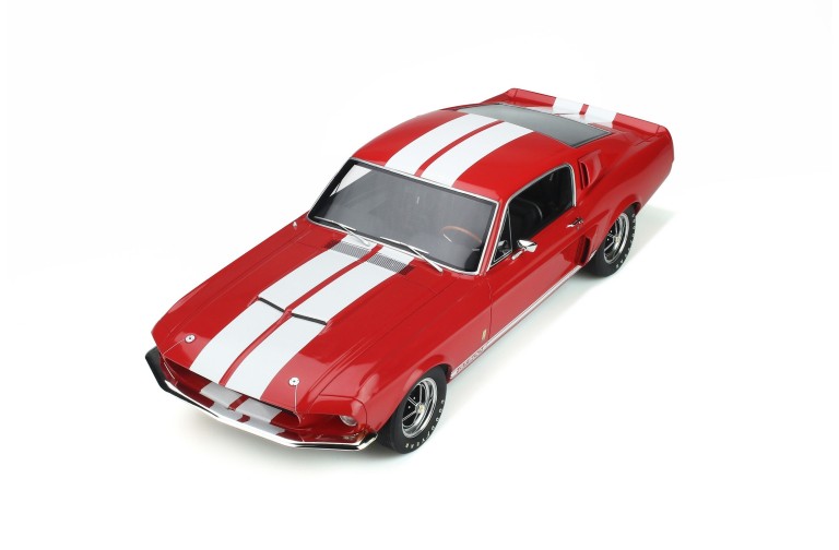 Shelby GT500 FastBack Candy Apple Red 1967