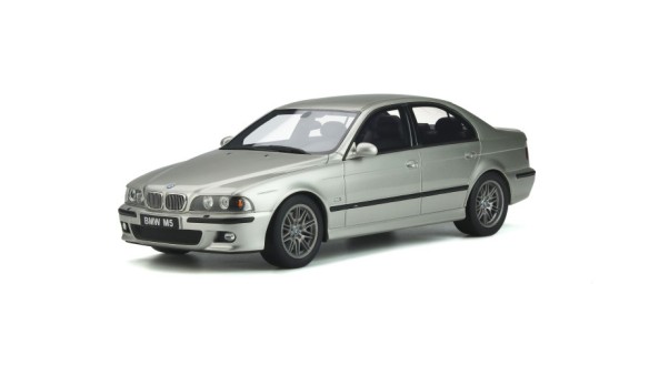 BMW E39 M5 Titanium Silver 2002