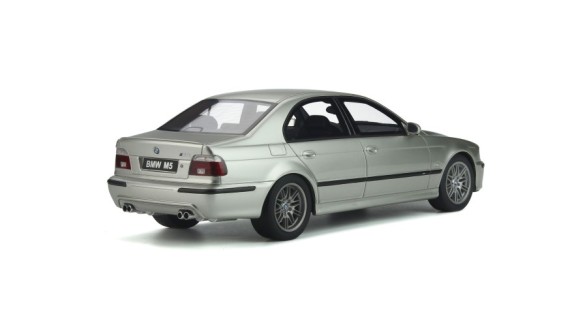 BMW E39 M5 Titanium Silver 2002