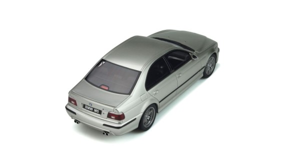 BMW E39 M5 Titanium Silver 2002