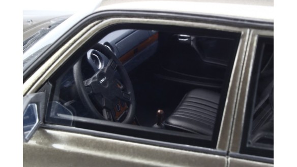 Mercedes-Benz 280 (W123) AMG Anthracite Grey Metallic 1980